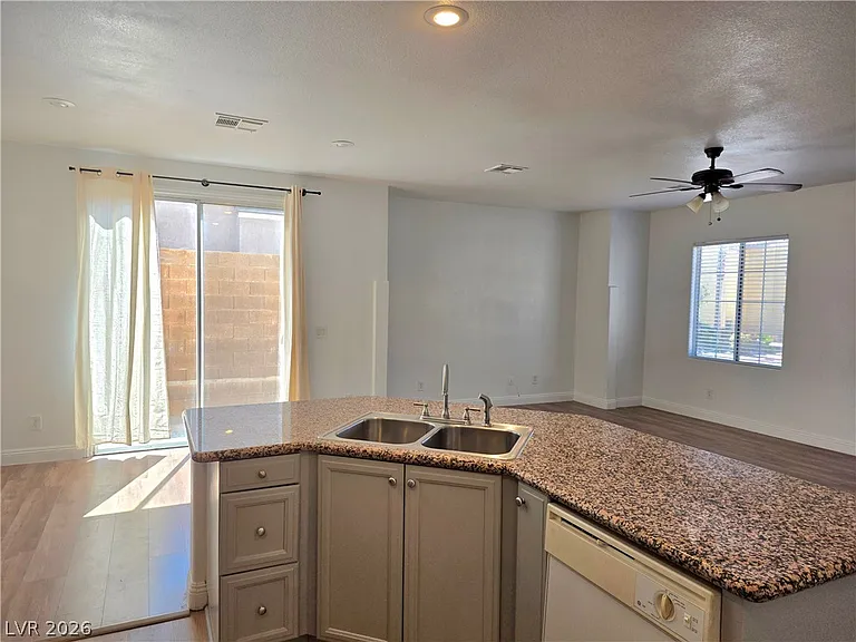 8084 Retriever Ave — Photo 7