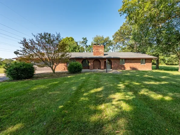 8528 N Erickson St, Terre Haute, IN 47805