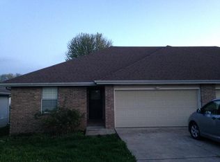 1238 Vintage Ln, Nixa, MO 65714