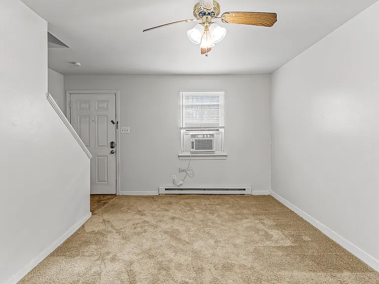 3616 Old Buckingham Rd #D — Photo 20