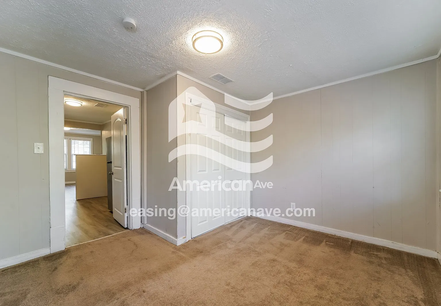4 bed, 1.0 bath, 1401 sqft, $772 — Photo 4