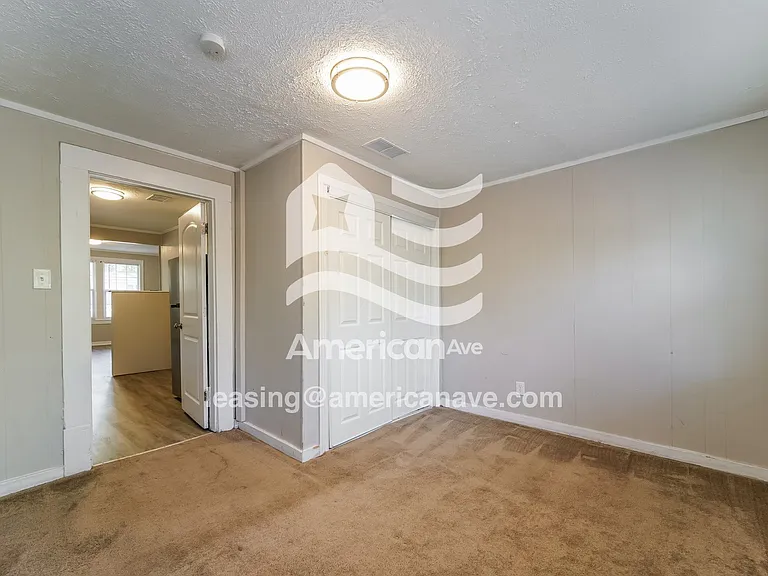 801765_004_wm_-_living_room_13286559.jpg