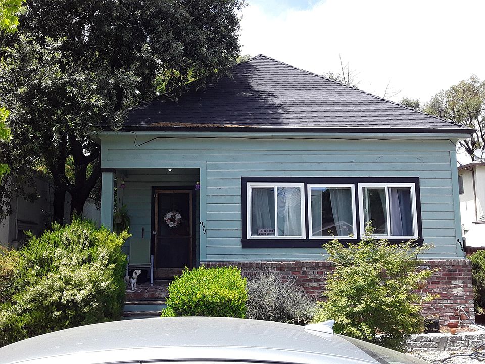 1st image of 971 Pershing Ave