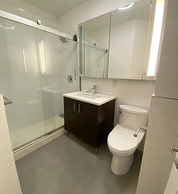 Rented by Mossanen Group | media 22