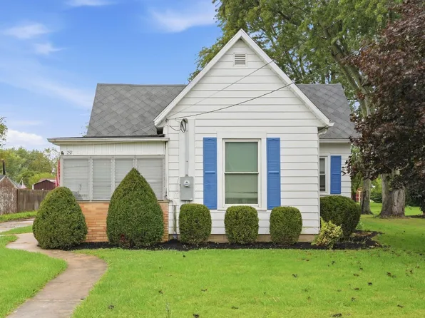 232 N 5th St, Parker City, IN 47368