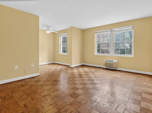 3051 Idaho Ave NW, Washington, DC