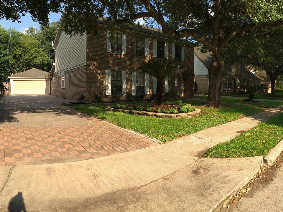 1st image of 4007 Ash Hollow Dr
