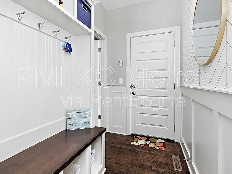 15708 Canterbury St — Photo 54