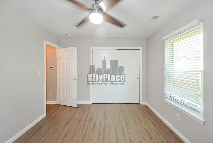 4617 Welton St — Photo 20