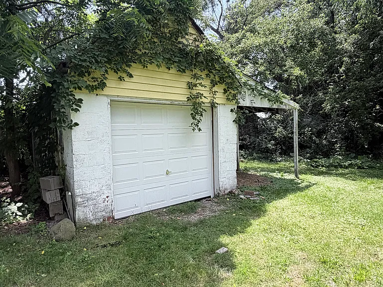 2250 Bellfield Ave — Photo 15