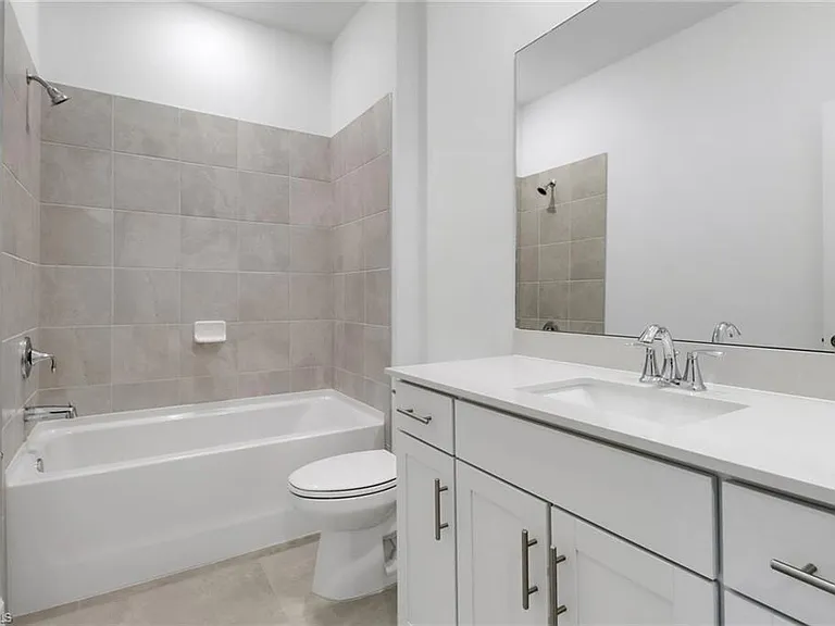 19588 Hinkley Dr — Photo 19