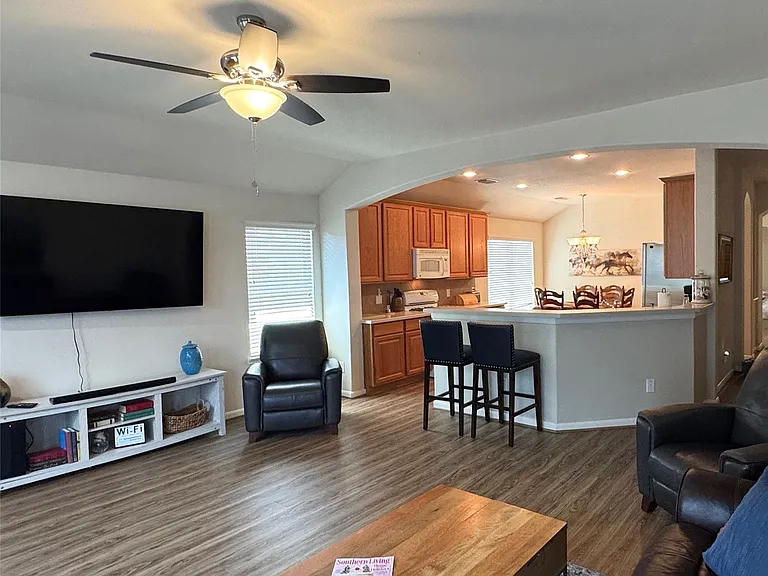 21818 Saragosa Pond Ln — Photo 6