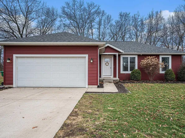 30421 Holben Woods Ln, Elkhart, IN 46516