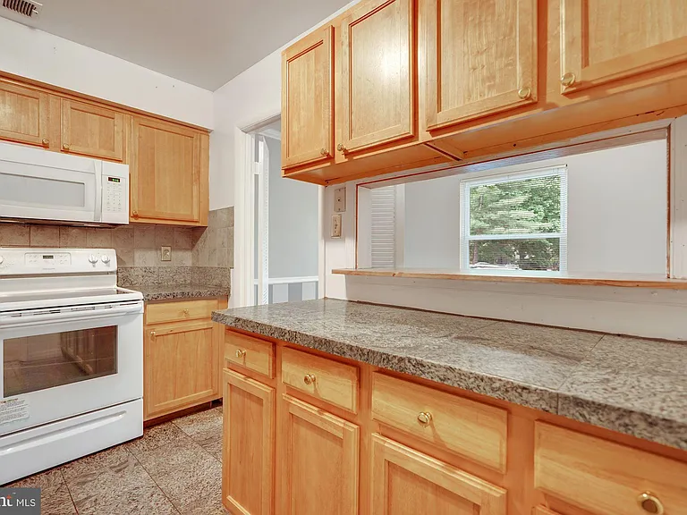 6060 Hollow Knoll Ct — Photo 9