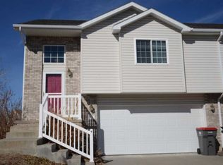 956 W Welter Dr, Lincoln, NE 68522