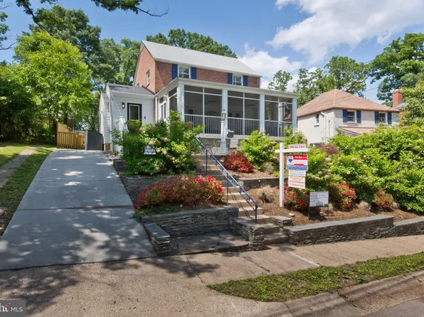 5133 3rd St N, Arlington, VA 22203