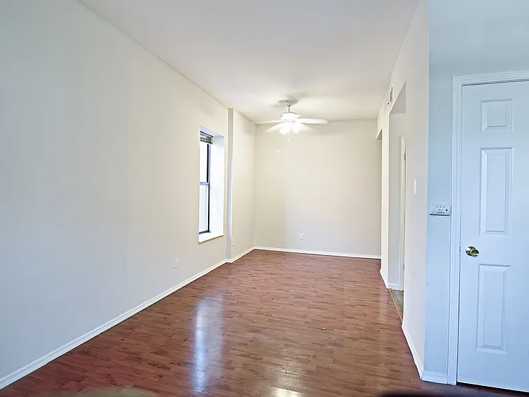 Waterman Pine Apartments LLC — Photo 17
