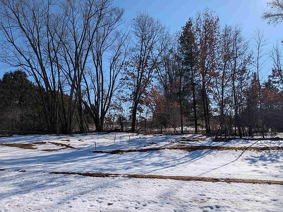 2nd image of 521 Amberwood Way Lot 104