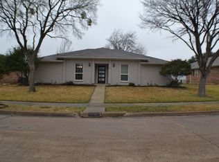 2311 Eastgate Dr, Carrollton, TX 75006