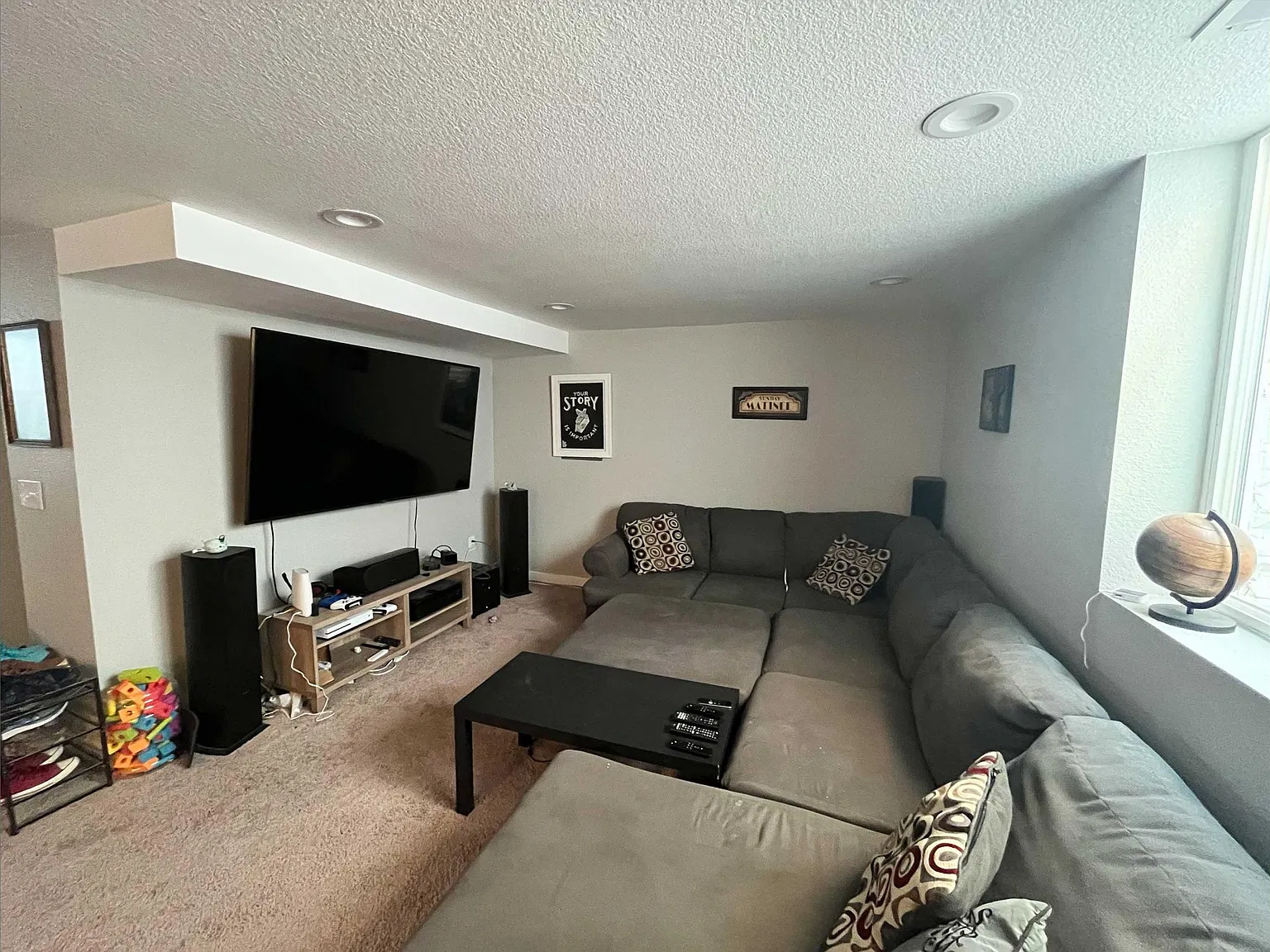 1017 E Costilla St — Photo 2