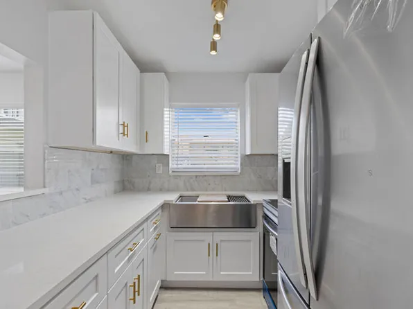162 Andover G, West Palm Beach, FL 33417