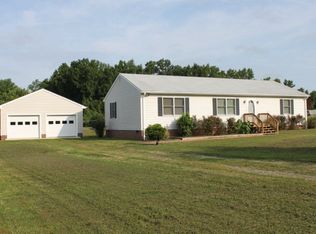 10266 Woods Cross Rd, Gloucester, VA 23061