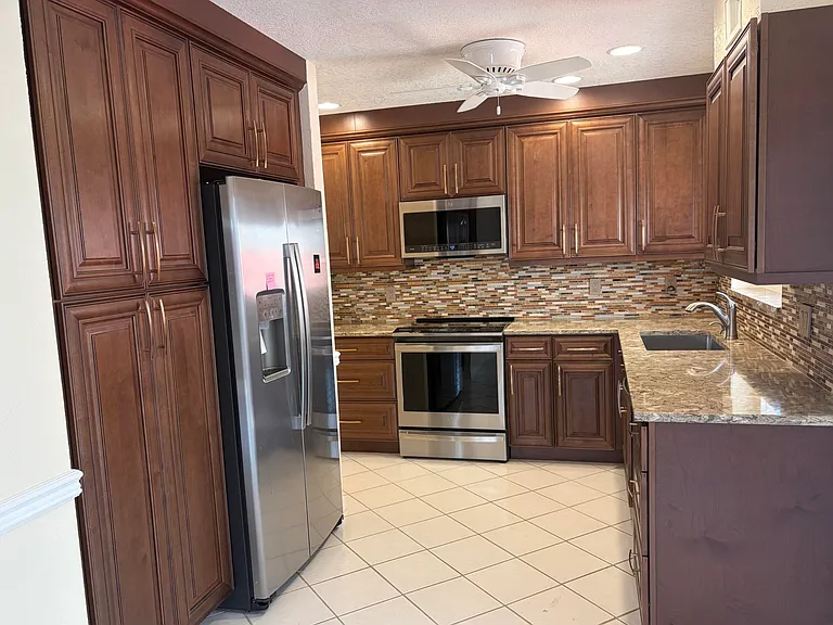 21435 Campo Allegro Dr — Photo 1