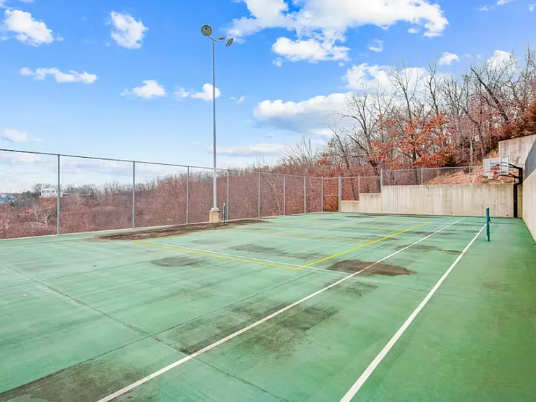 250 Emerald Bay Dr #2C — Photo 23
