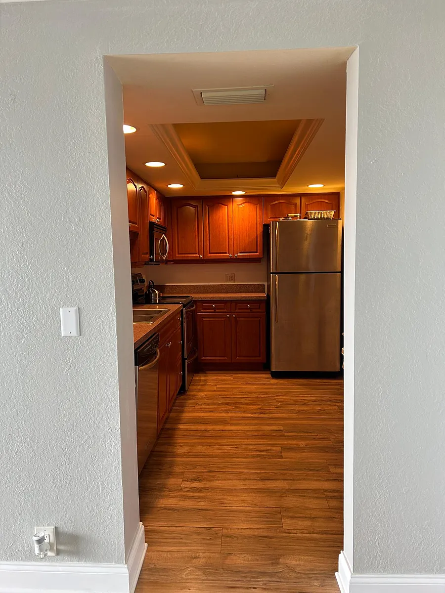 Building Photo - 255 Dolphin Point #806