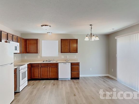 5th image of 10713 Tedder Lake Dr