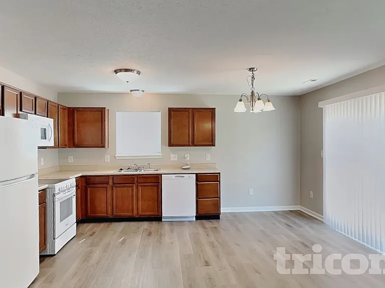 10713 Tedder Lake Dr — Photo 5