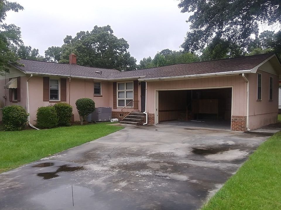2nd image of 695 Anderson St