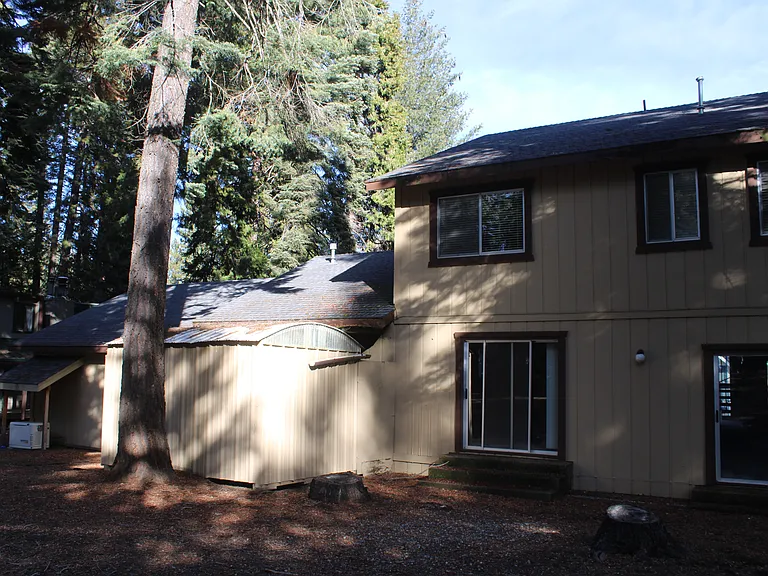 1117 Clifford Dr — Photo 17