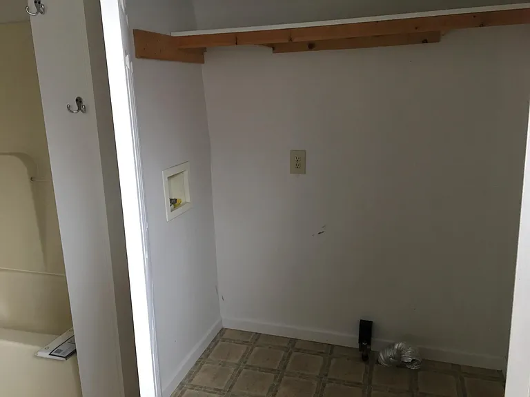 22 Van Buren St #3 — Photo 11