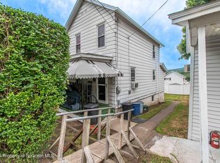 141 Dimmick St, Throop, PA 18512