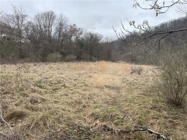 0 1st St, Clarksville, PA 15322