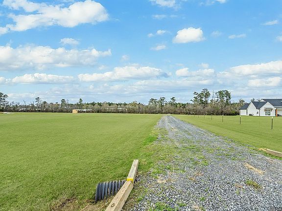 2nd image of 21293 Mayberry Ln