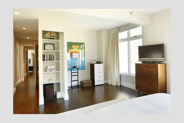 Sold by Stribling | media 2