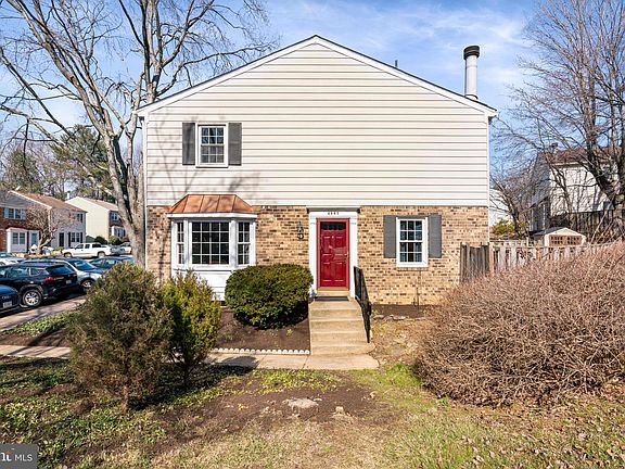 2nd image of 4945 McFarland Dr