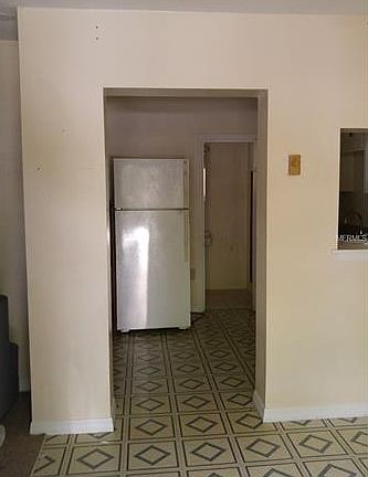 4th image of 1225 W Dixie Ave APT A