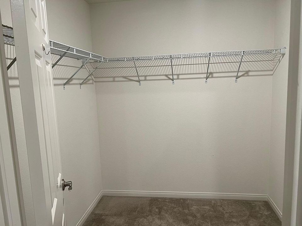 1st image of 279 E Howlett Ln