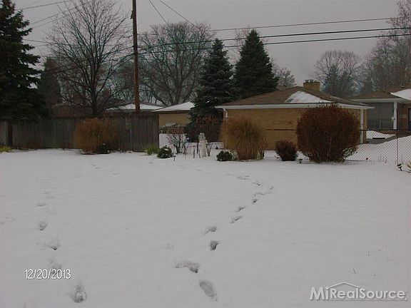 5th image of 29125 Campbell Dr