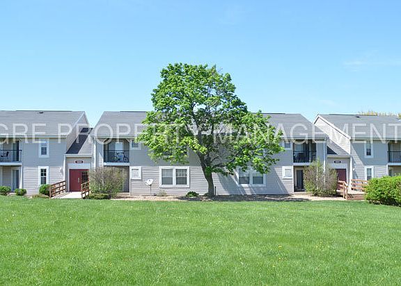 2nd image of 5806 N Haymeadow Ct APT 1A