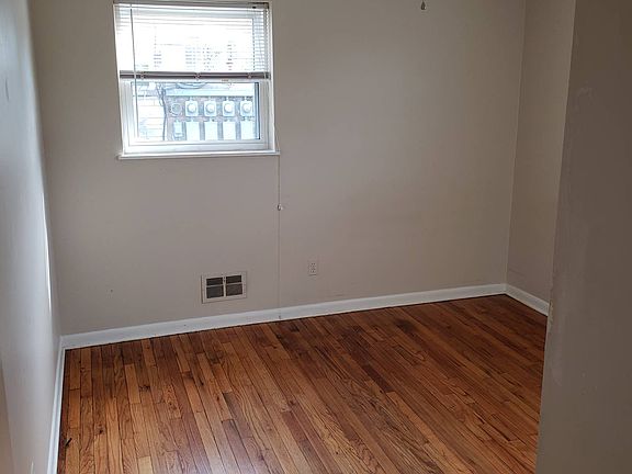 4th image of 2921 Cannons Ln #2