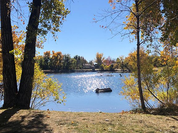 Summer at Cottenwood Park Lake