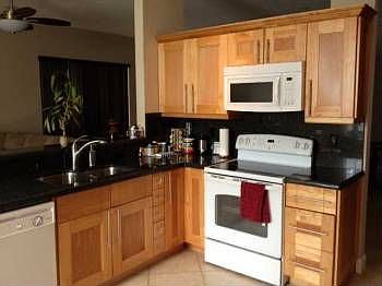 3rd image of 7225 NW 60th Ln
