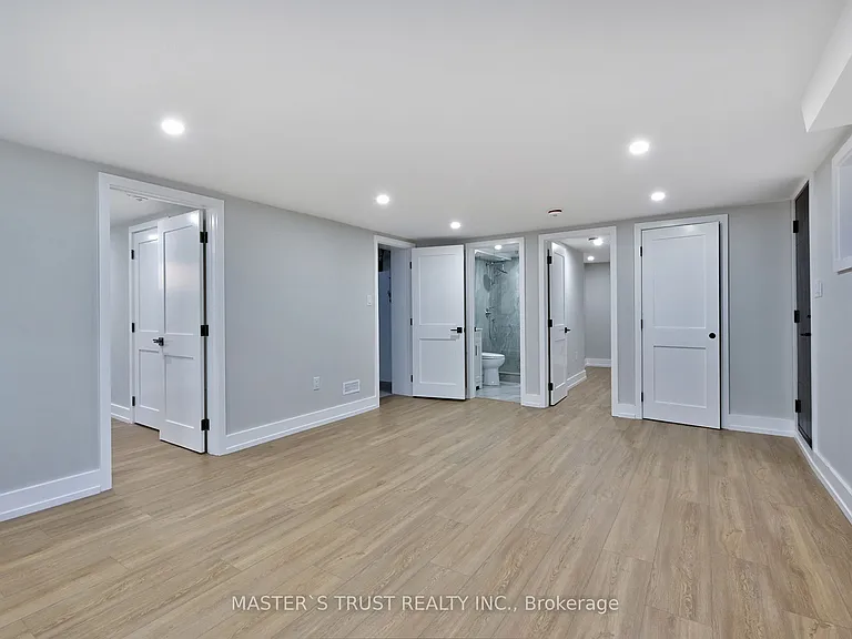 28 Florence Dr #2 — Photo 6