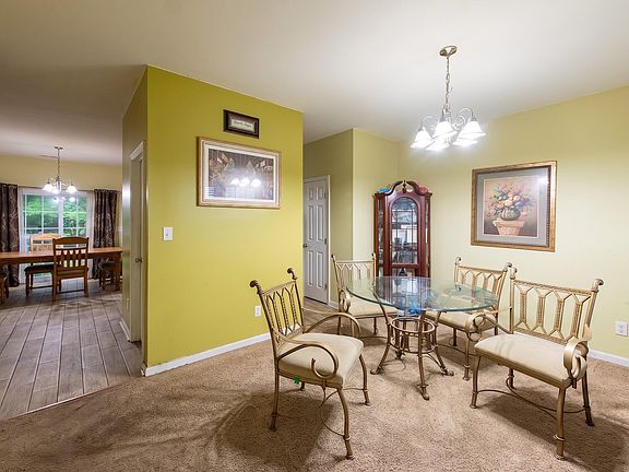 3rd image of 7104 Snodgrass Hill Ct
