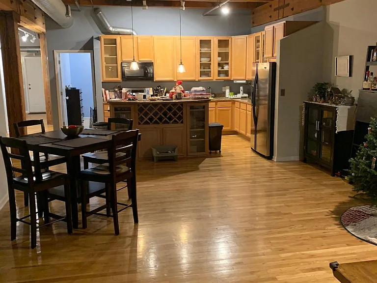 14 N Peoria St #5B — Photo 9