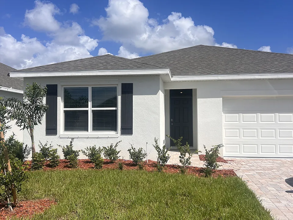 1654 Garabaldi Cir SE